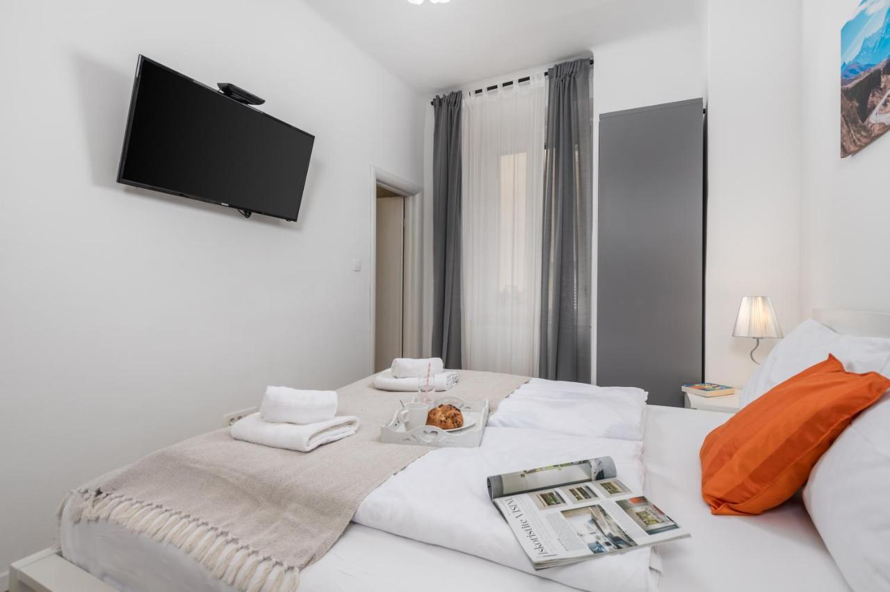 רייקה Delta Rooms מראה חיצוני תמונה