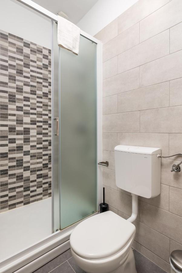 רייקה Delta Rooms מראה חיצוני תמונה