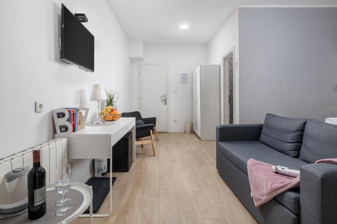 רייקה Delta Rooms מראה חיצוני תמונה